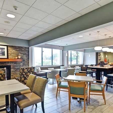 Hampton Inn Льюисберг Экстерьер фото