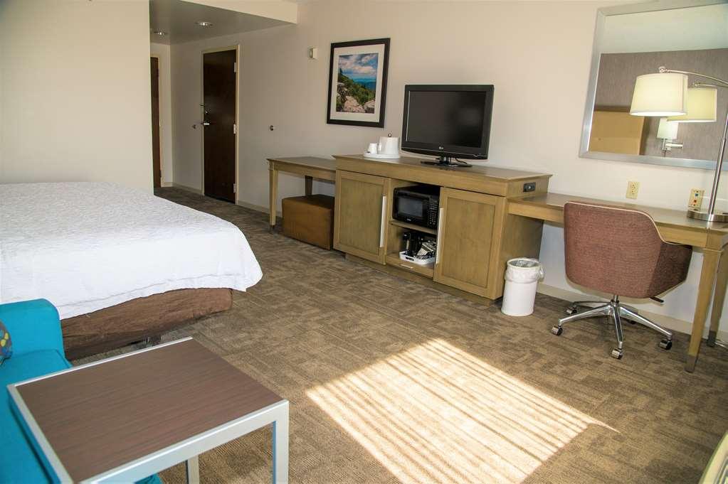 Hampton Inn Льюисберг Номер фото