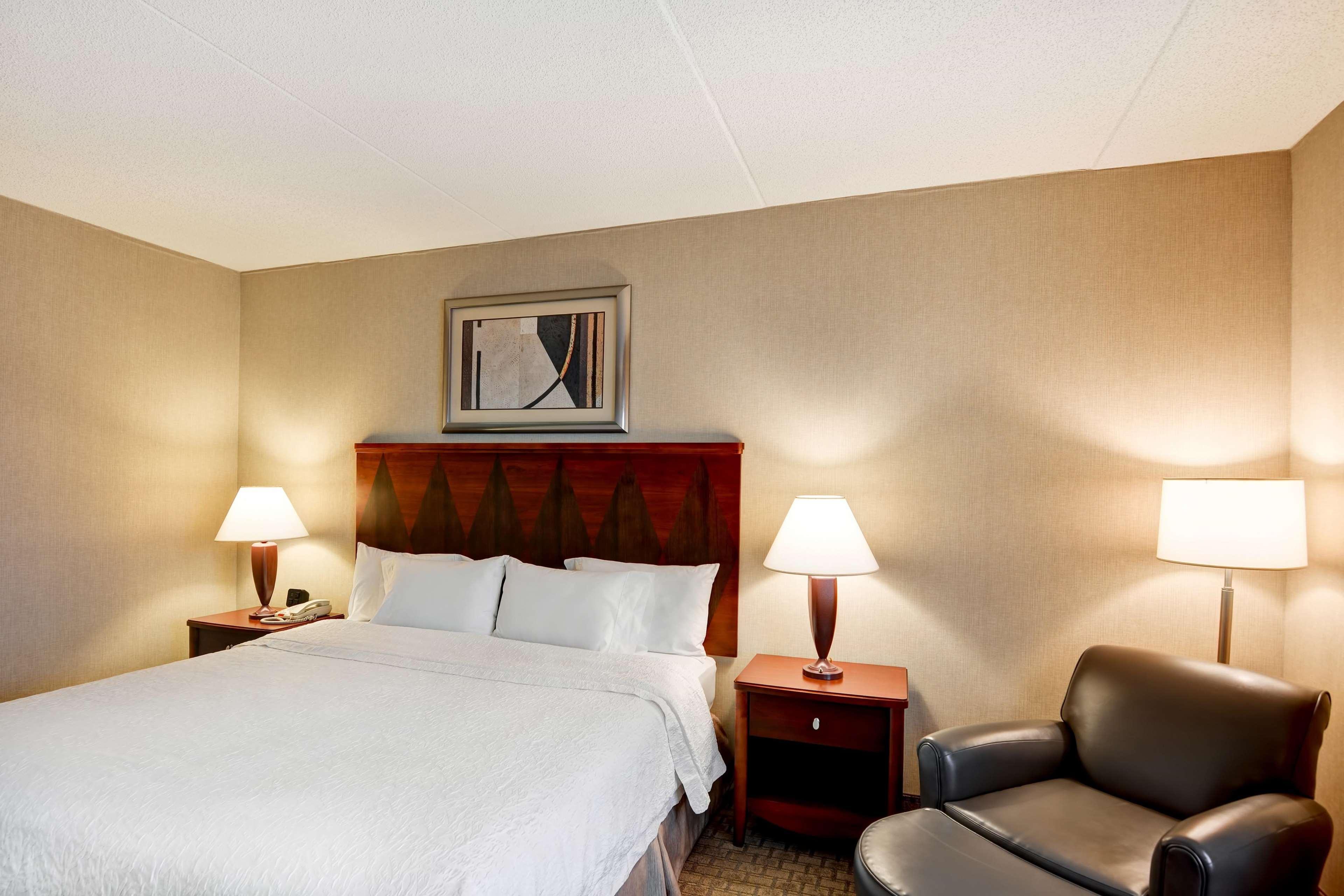 Hampton Inn Льюисберг Экстерьер фото