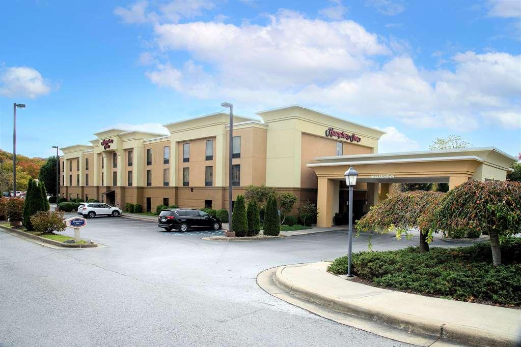 Hampton Inn Льюисберг Экстерьер фото