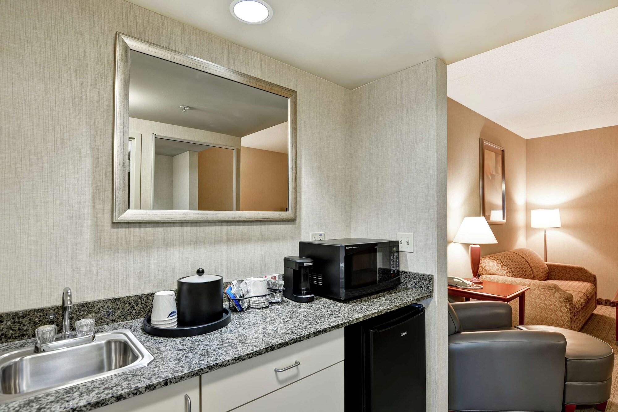 Hampton Inn Льюисберг Экстерьер фото