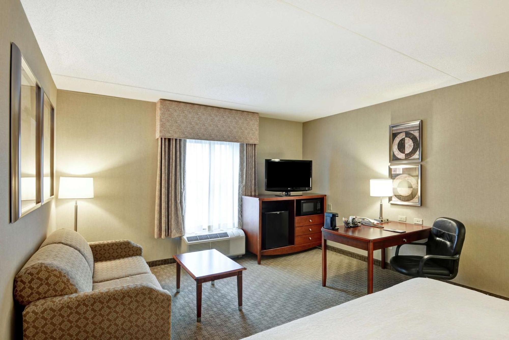 Hampton Inn Льюисберг Экстерьер фото