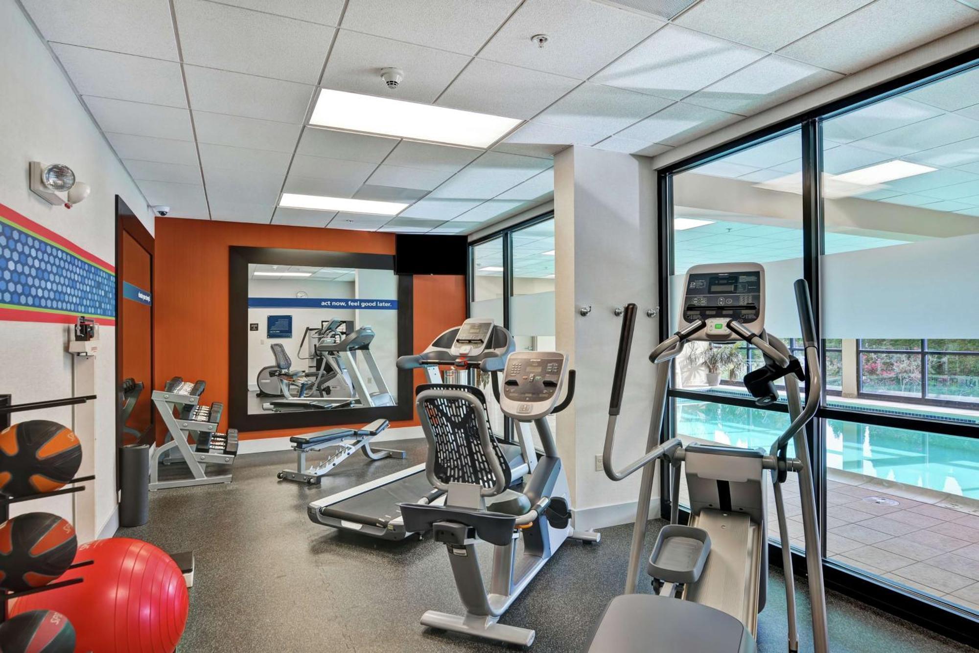 Hampton Inn Льюисберг Экстерьер фото